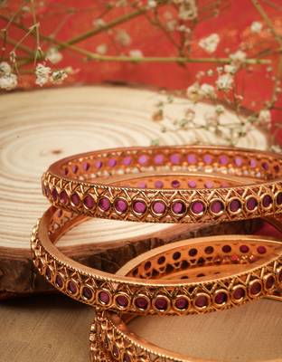 Set of 4 Bangles with Round Pink Stones 4