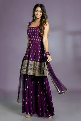 LIGHT WINE SHARARA SET AND MATCHING KURTA TOP WITH GOLD BUTIS, EMBROIDERED AND A MATCHING DUPATTA. STITCHED 3