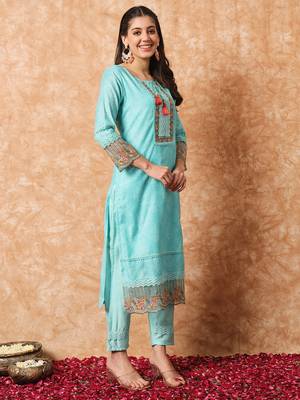 Blue Linen Cotton Fabric Embroidered work Straight cut Kurta with Cotton Lining, Pant and Dupatta Set 4