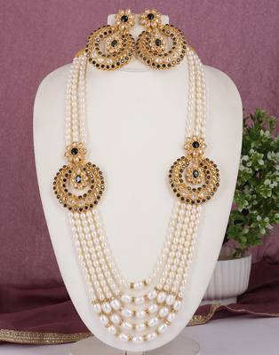 Natural fresh water pearls 1