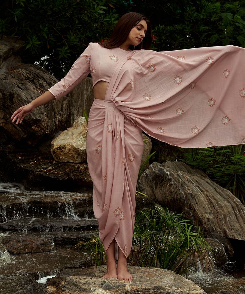 Coral Lungi Saree And Blouse Set