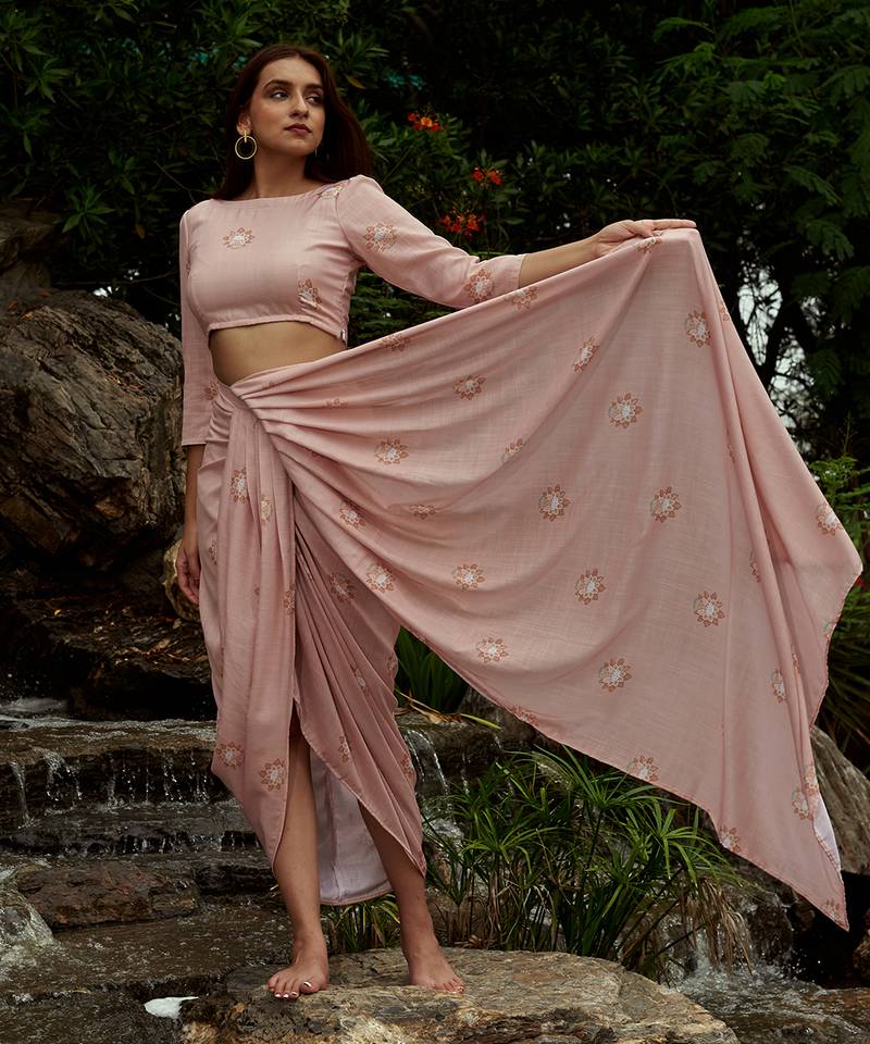 Coral Lungi Saree And Blouse Set