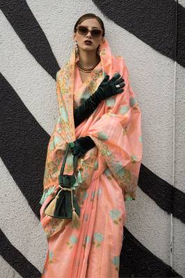Peach silk blend Handloom Weaving Work Saree 2
