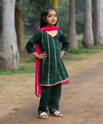 Azma green kurta pyjama set 2