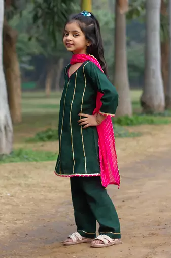 Azma green kurta pyjama set