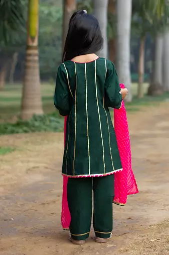 Azma green kurta pyjama set