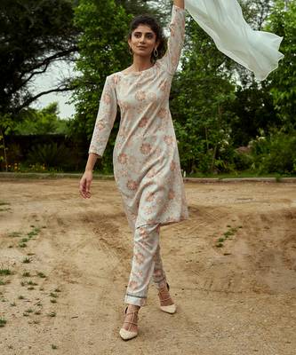 Tea Green Kurta Set 3