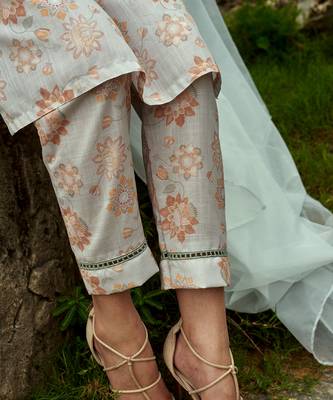 Tea Green Kurta Set 4