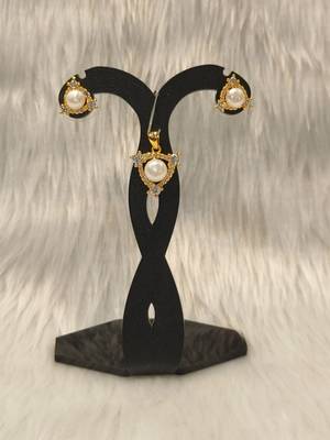 Mannat raj pearls & jewellers natural fresh water pearls hyderabadi pearls unique designer pendant set 1