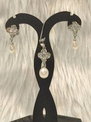 Mannat raj pearls & jewellers natural fresh water pearls hyderabadi pearls daily wear designer pendant set 1