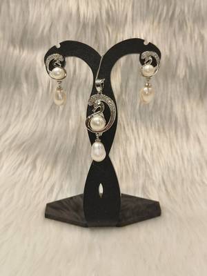 Mannat raj pearls & jewellers natural fresh water pearls hyderabadi pearls unique designer pendant set 1