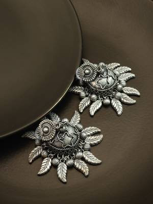 Silver toned drop earrings for women and girls 1