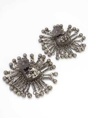 Silver toned drop earrings for women and girls 2