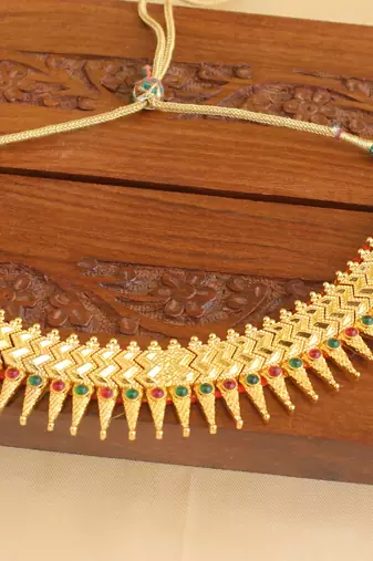 Gold platted necklace  set