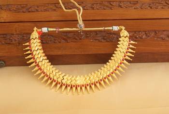 Gold platted necklace  set 1