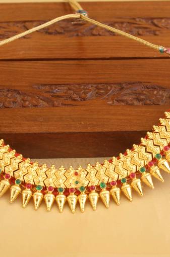 Gold platted necklace  set