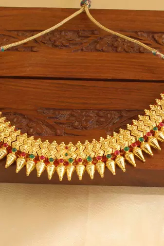 Gold platted necklace  set