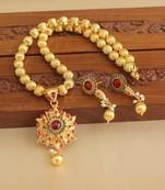 Gold platted design necklace set