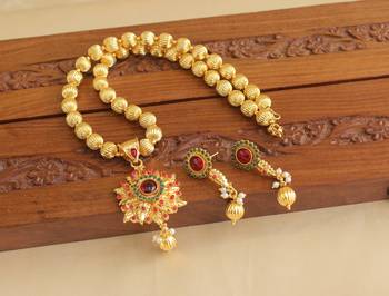 Gold platted design necklace set 2