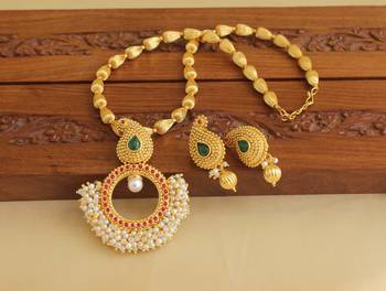 Gold platted mango kempu necklace set 1