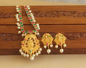 Gold platted lakshmi kempu necklace set 2