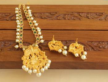 Gold platted lakshmi kempu necklace set 3