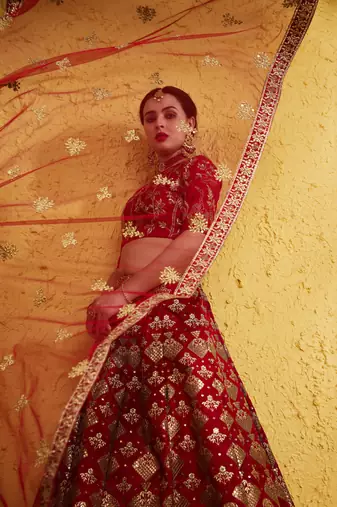 fascinating red embroidered silk bridal lehenga set choli with dupatta with dupatta