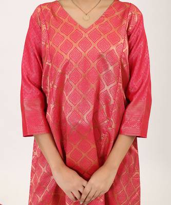 Pink silk brocade kurta set 5