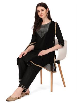 Flute fashion embroidery kurta sets for women 1