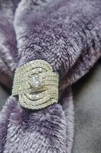 Ad ring