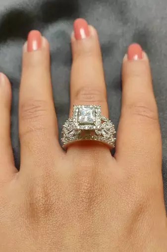 Ad ring