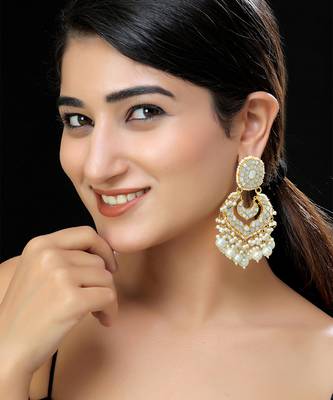 Gold finish mother of pearls chandbaali 1