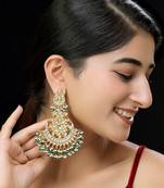 Gold finish kundan chaandbali