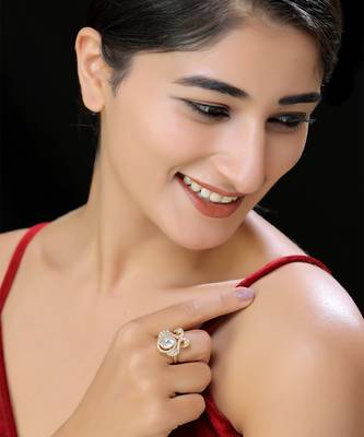 Gold finish faux polki ring 1