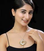 Gold finish kundan mother of pearls pendent