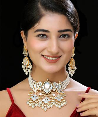 Gold finish kundan mother of pearls necklace set 1