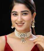 Gold finish kundan mother of pearls choker set