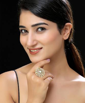 Gold finish kundan ring 1