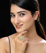 Gold finish kundan ring