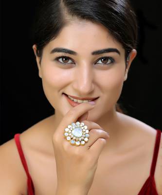 Gold finish mother of pearls ring 1