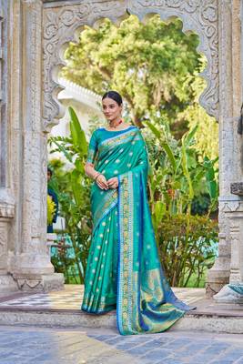 Green Women Silk Blend Woven Design Saree with Blouse For Women 1