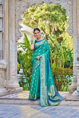 Green Women Silk Blend Woven Design Saree with Blouse For Women 2