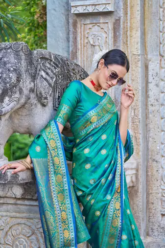 Green Women Silk Blend Woven Design Saree with Blouse For Women
