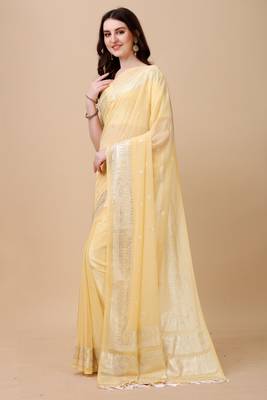 Yellow  And Silver Tonned Silk Blend Saree 2