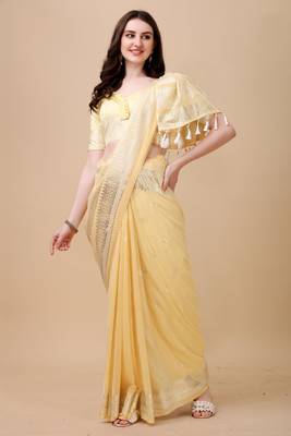 Yellow  And Silver Tonned Silk Blend Saree 3