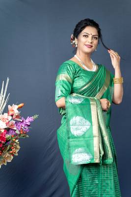 Sea green woven kanchipuram linen silk saree with blouse 2