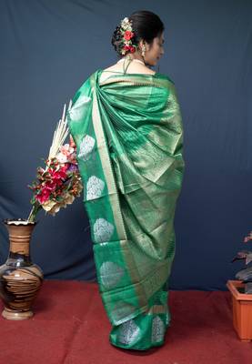 Sea green woven kanchipuram linen silk saree with blouse 4
