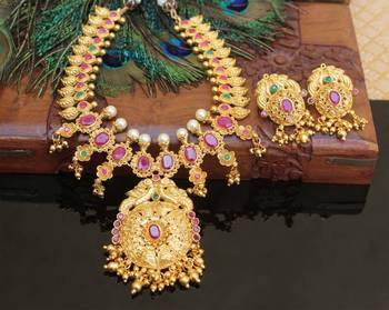 Gold platted ruby peacock necklace set 1