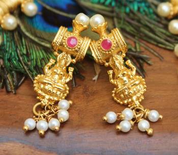 Gold platted lakshmi ruby pearl necklace set 2