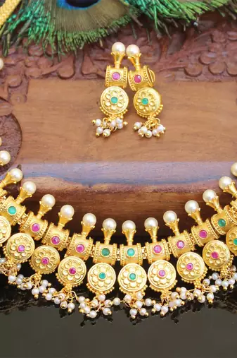 Gold platted ruby pearl necklace set